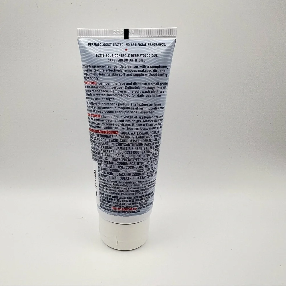 First Aid Beauty Pure Skin Face Cleanser - Light Blue and White Tube